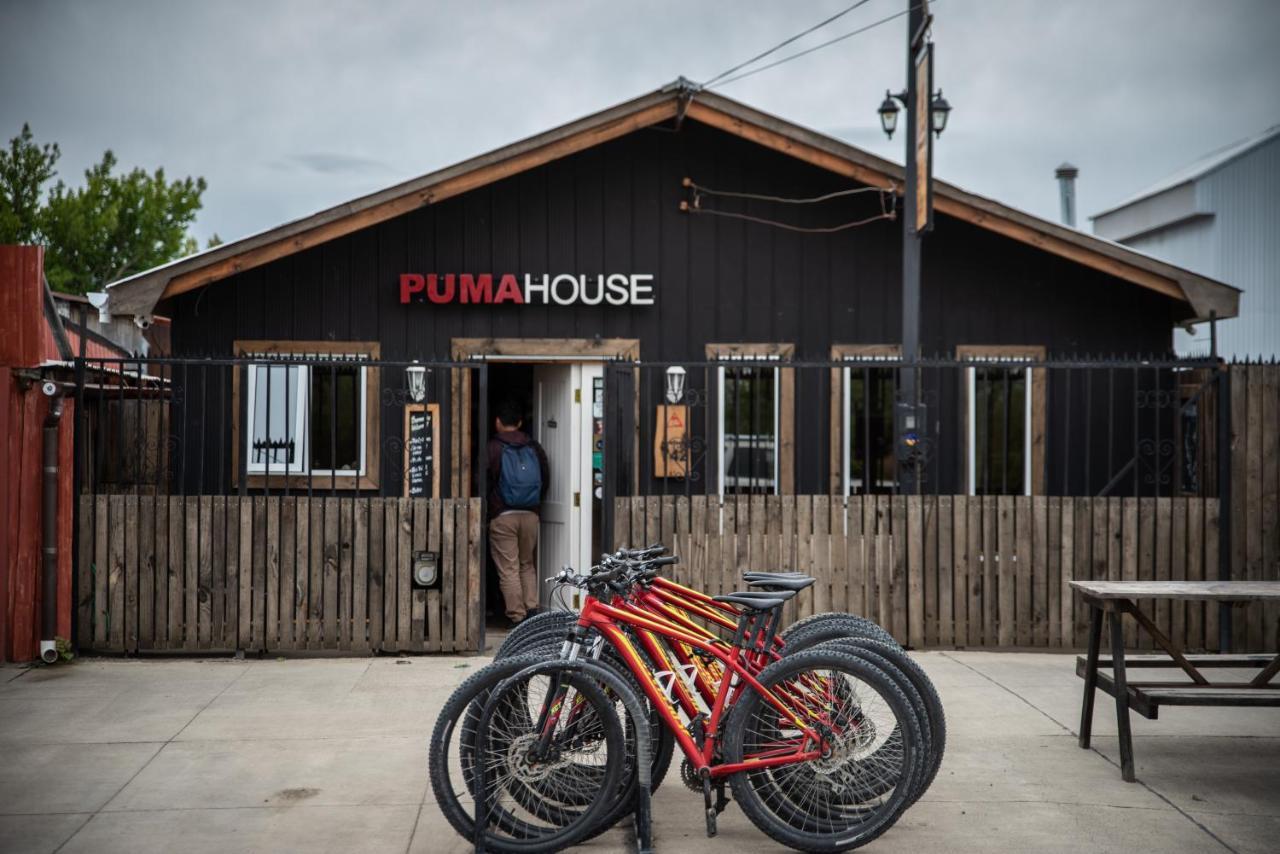 Puma House Hostel Puerto Natales Exterior photo